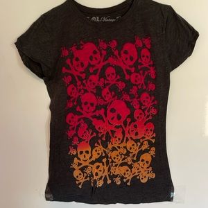 LOL Vintage Skull T-shirt